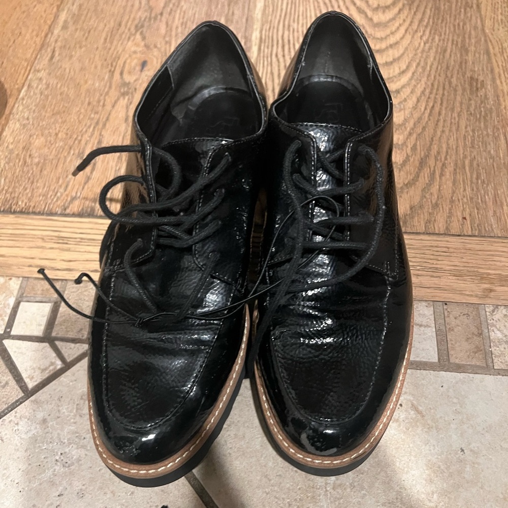 Women's/UniSex Franco Sarto Oxford Black Charles Patent Derby Shoes Size 7.5